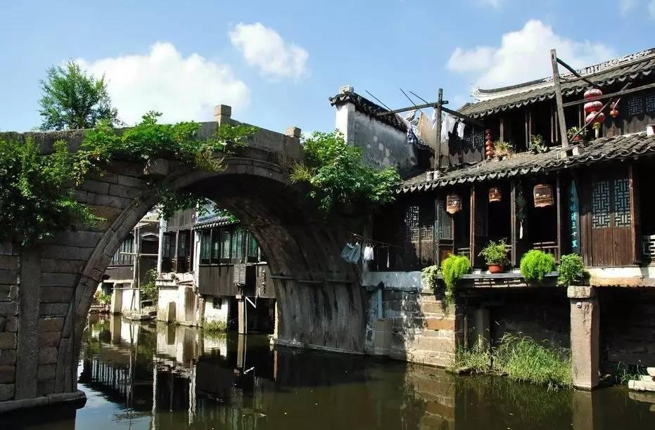 东北首座光储充结合换电站在我市投运启动